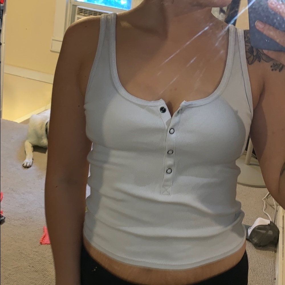 Button up tank crop too